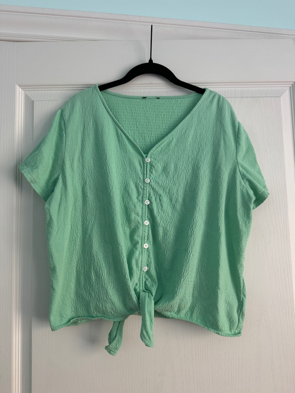 Talbots Mint Green V-Neck Button Tie-Front Crop Top
